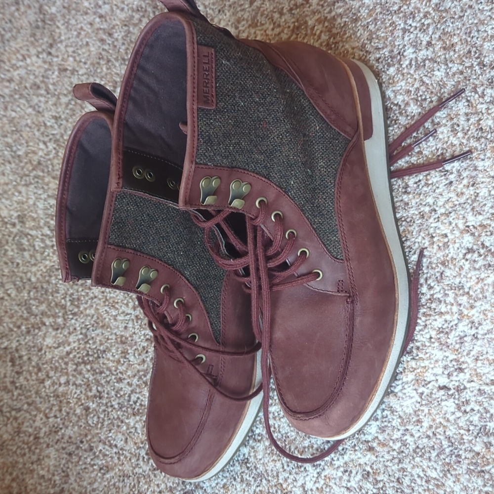Merrell Leather Lace-Up Ankle Boots Roam Mid Raisin Red